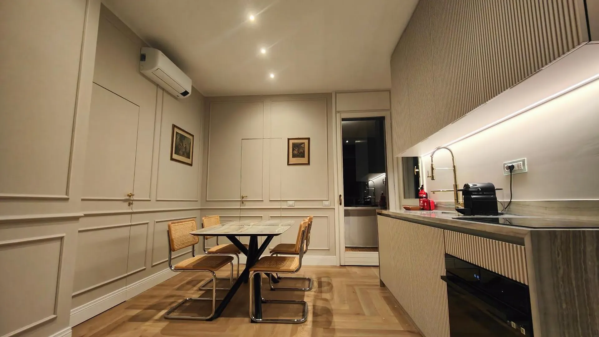 Ottoboni 2A Luxury Penthouse Apartment Milan 0*,